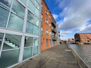 Exterior- click for photo gallery